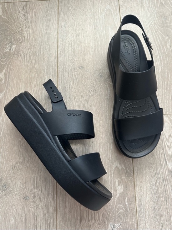 CROCS Shoes - Crocs Shoes Women’s Brooklyn Low Wedge Sandal Slingback Wedge Black Sz 11